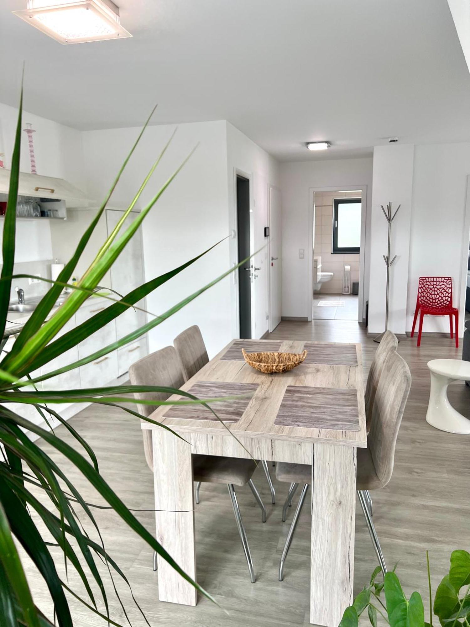 Lux Ferienwohnungen Markdorf Bagian luar foto