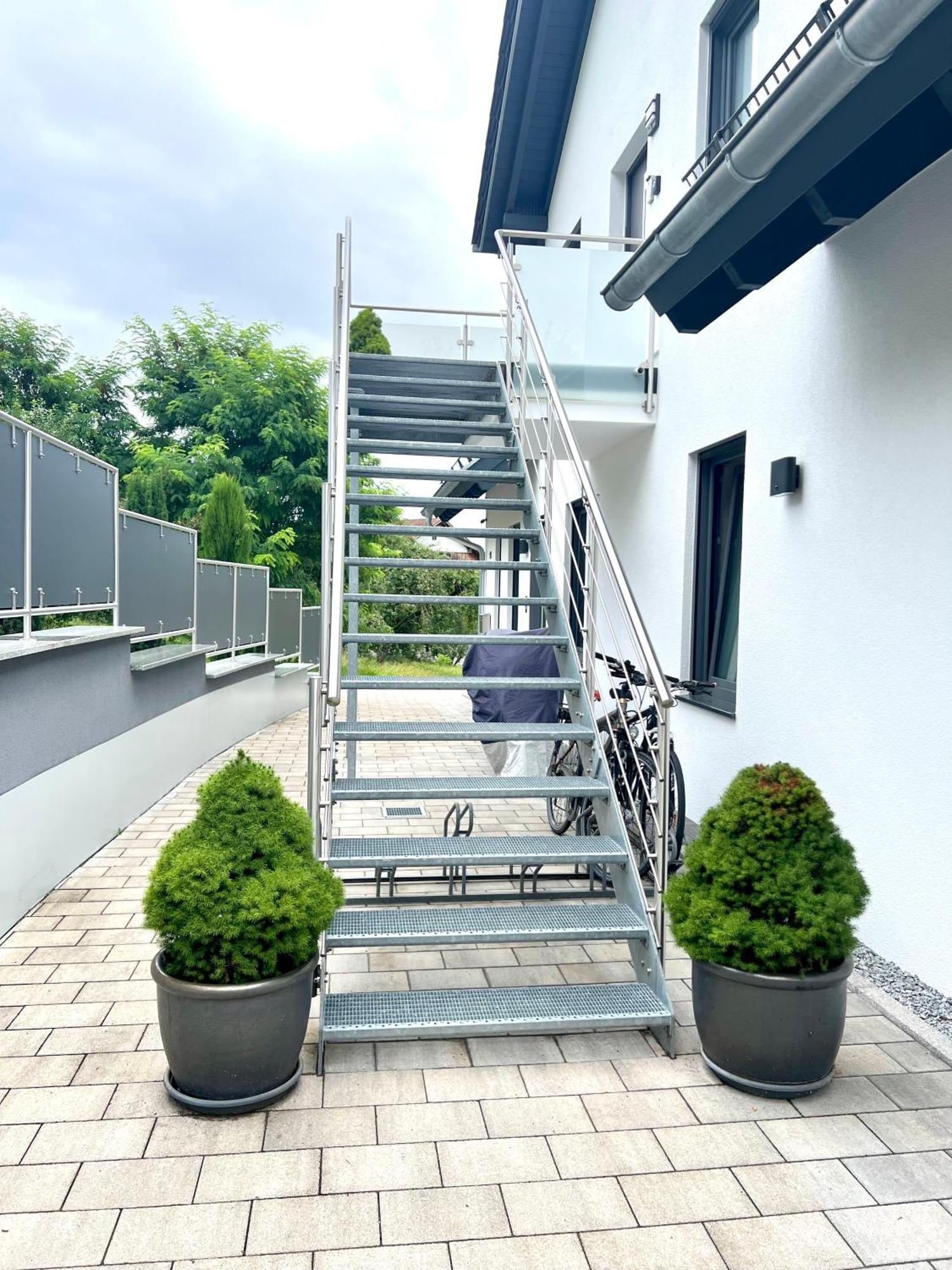 Lux Ferienwohnungen Markdorf Bagian luar foto