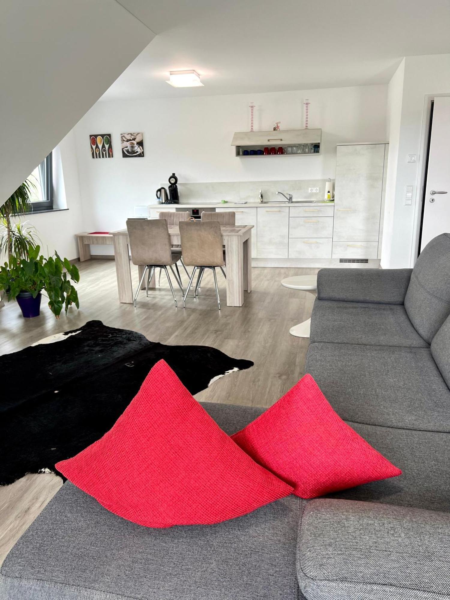 Lux Ferienwohnungen Markdorf Bagian luar foto