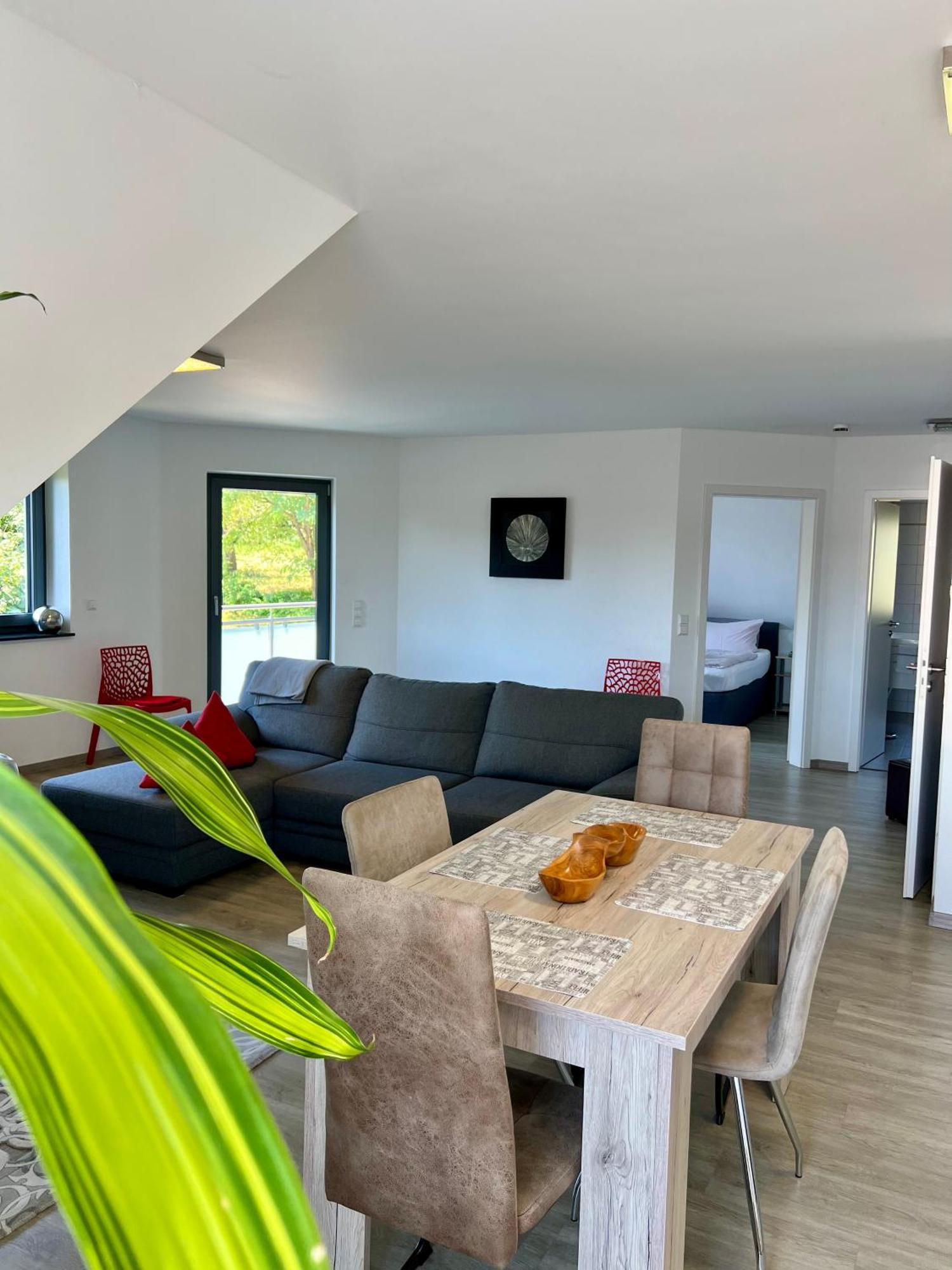 Lux Ferienwohnungen Markdorf Bagian luar foto