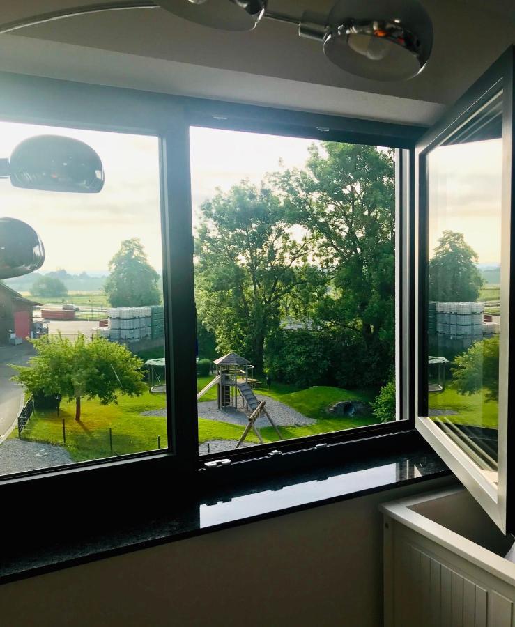 Lux Ferienwohnungen Markdorf Bagian luar foto