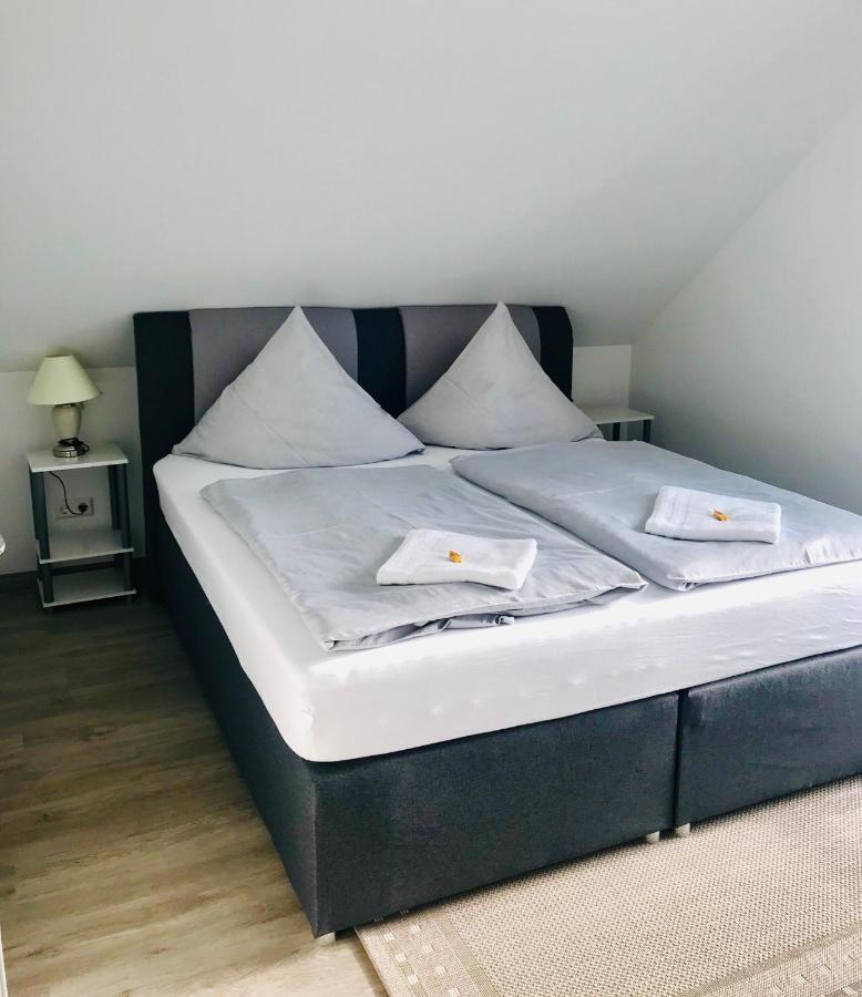 Lux Ferienwohnungen Markdorf Bagian luar foto